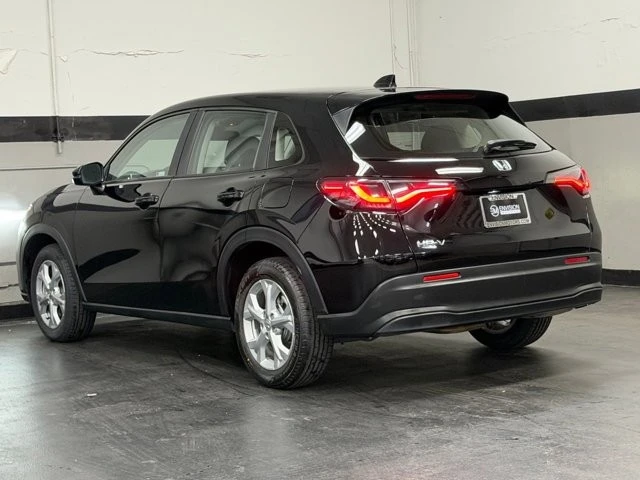 2023 Honda HR-V 3rd Gen - Image 18 of 21