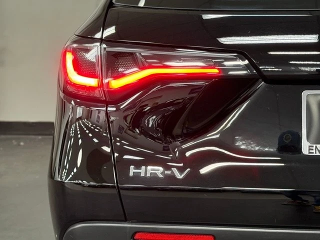 2023 Honda HR-V 3rd Gen - Image 25 of 31