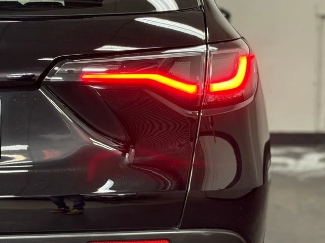 2023 Honda HR-V 3rd Gen - Image 27 of 31