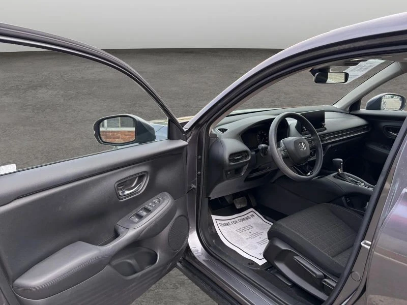 2023 Honda HR-V 3rd Gen - Image 11 of 12