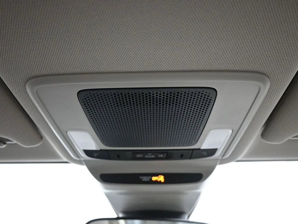 2023 Honda HR-V 3rd Gen - Image 17 of 21