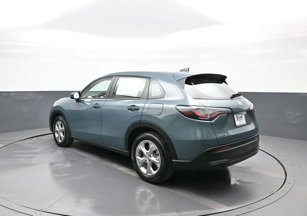 2023 Honda HR-V 3rd Gen - Image 8 of 12