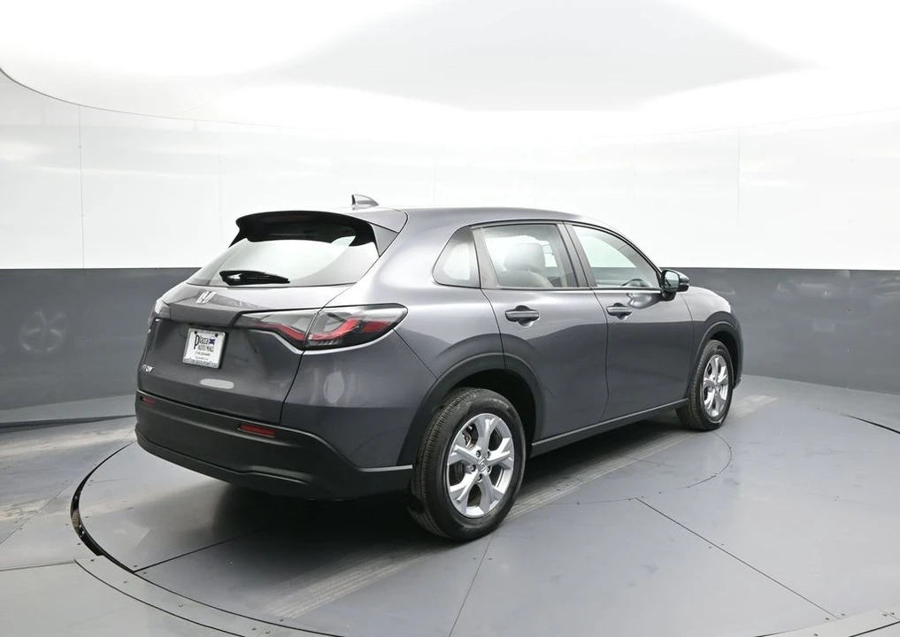 2023 Honda HR-V 3rd Gen - Image 6 of 12