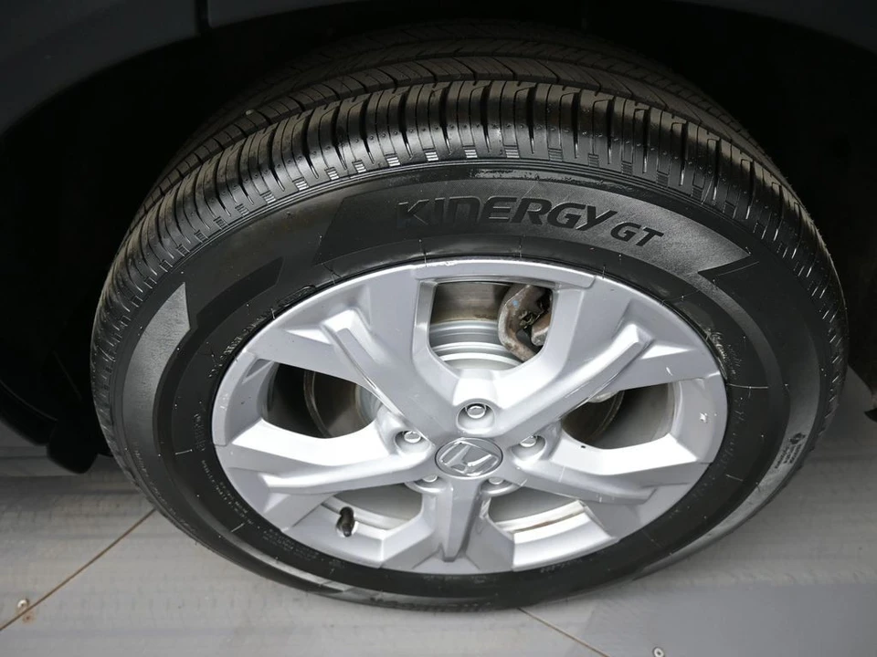 2023 Honda HR-V 3rd Gen - Image 15 of 21