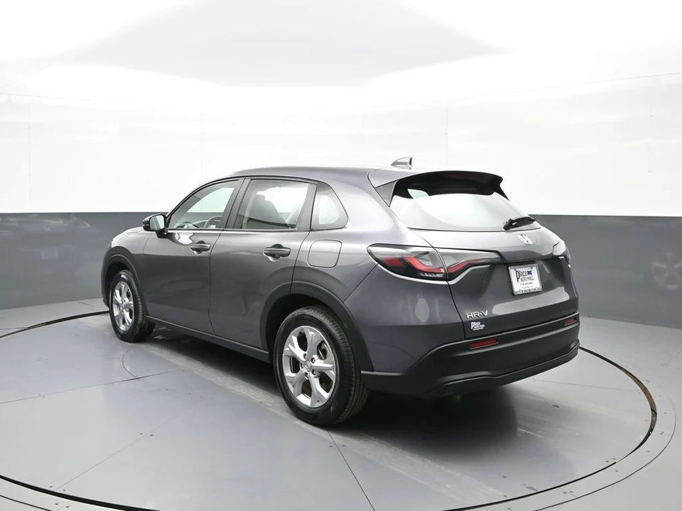 2023 Honda HR-V 3rd Gen - Image 8 of 12