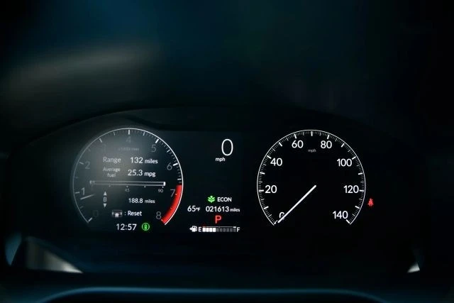 2023 Honda HR-V 3rd Gen - Image 15 of 21