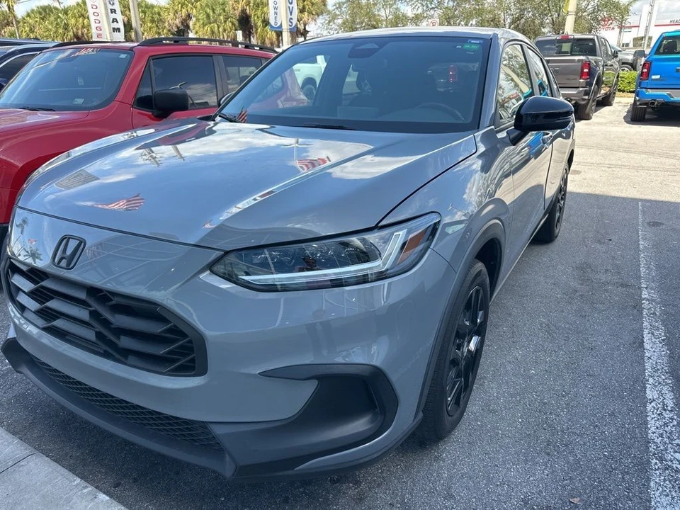 2023 Honda HR-V 3rd Gen - Image 2 of 2