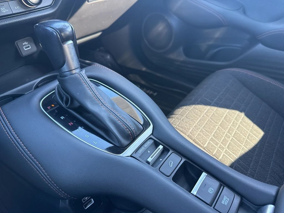 2023 Honda HR-V 3rd Gen - Image 16 of 21