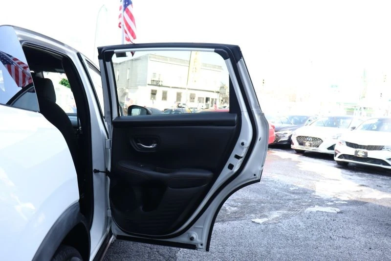 2023 Honda HR-V 3rd Gen - Image 12 of 12