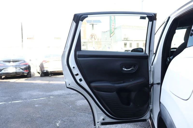 2023 Honda HR-V 3rd Gen - Image 10 of 12