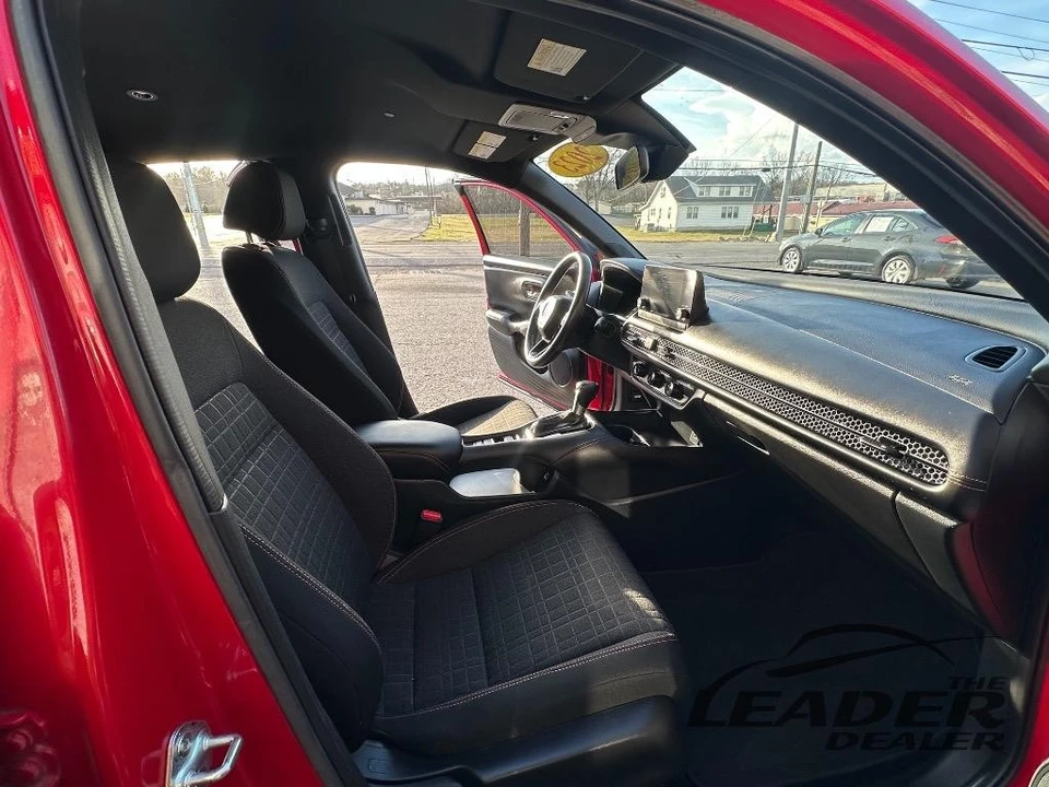 2023 Honda HR-V 3rd Gen - Image 11 of 16
