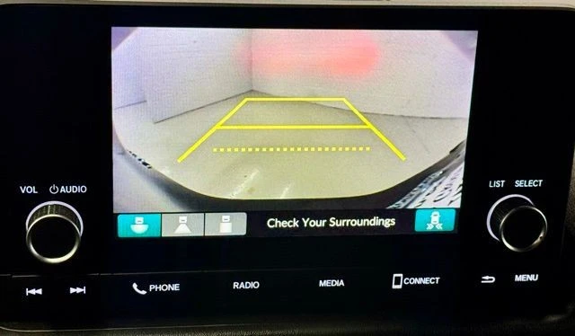 2023 Honda HR-V 3rd Gen - Image 17 of 21