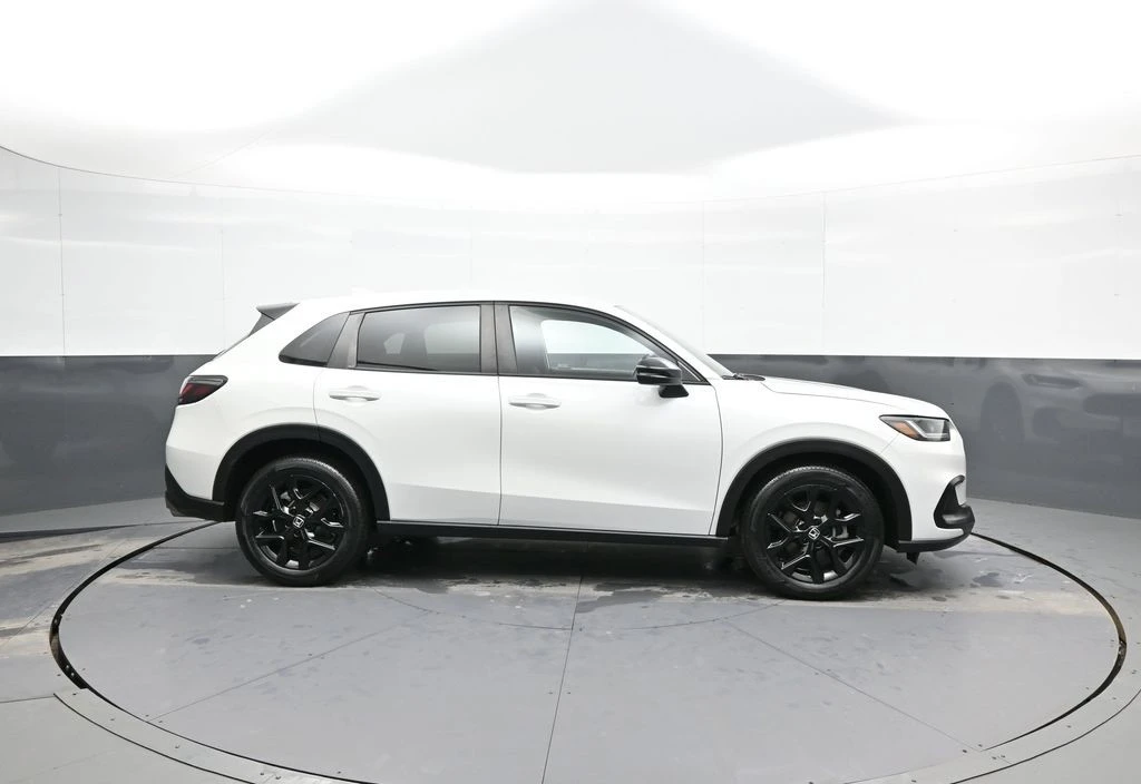 2023 Honda HR-V 3rd Gen - Image 5 of 12