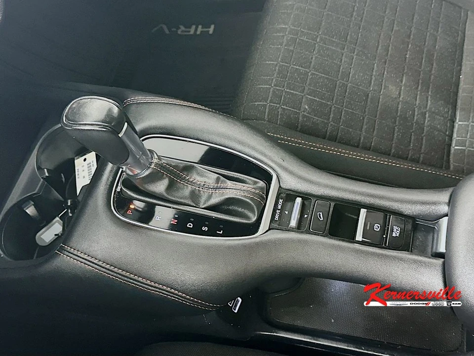 2023 Honda HR-V 3rd Gen - Image 16 of 21