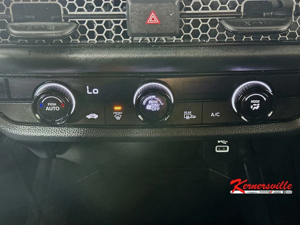 2023 Honda HR-V 3rd Gen - Image 18 of 21