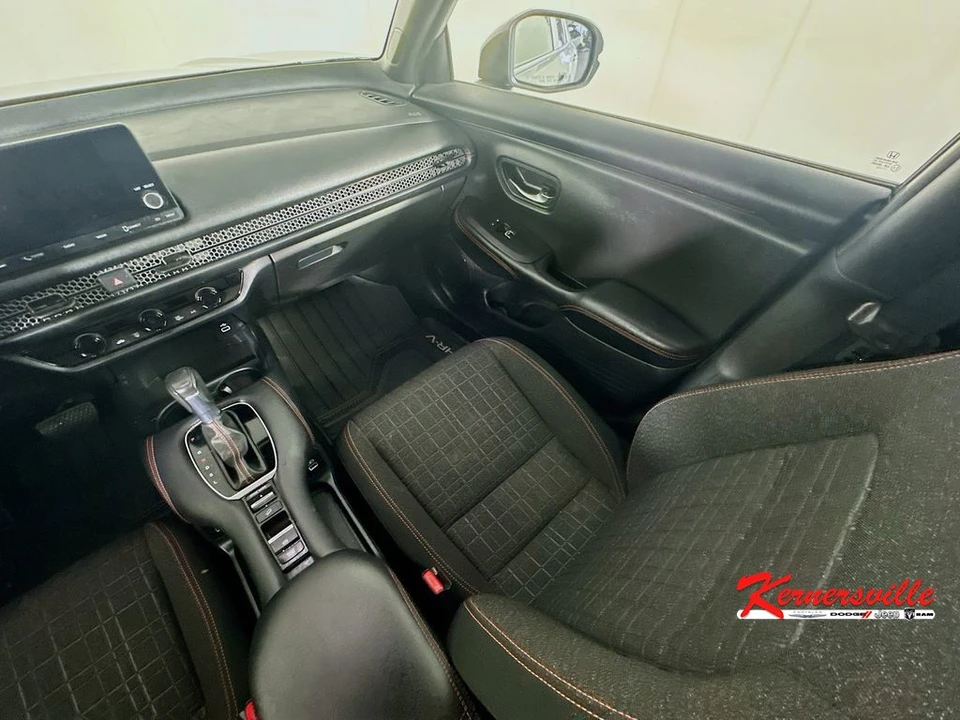 2023 Honda HR-V 3rd Gen - Image 11 of 21