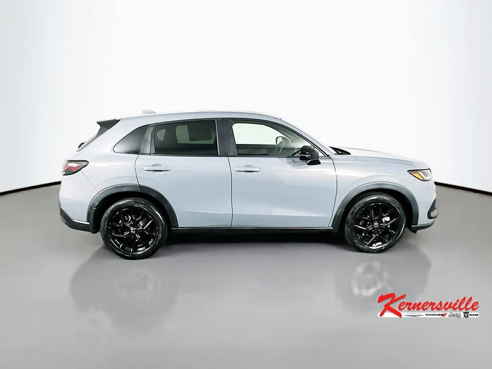 2023 Honda HR-V 3rd Gen - Image 8 of 21