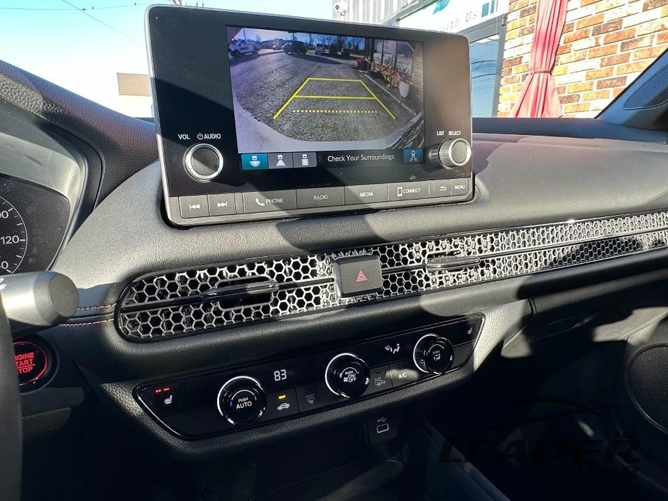 2023 Honda HR-V 3rd Gen - Image 15 of 17