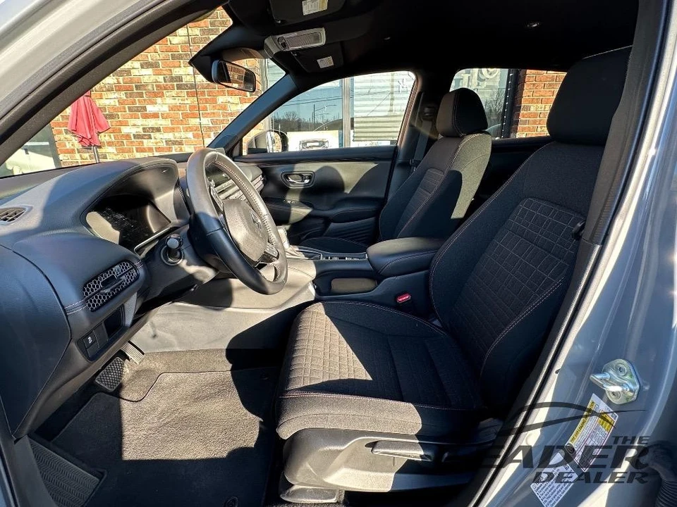 2023 Honda HR-V 3rd Gen - Image 7 of 17