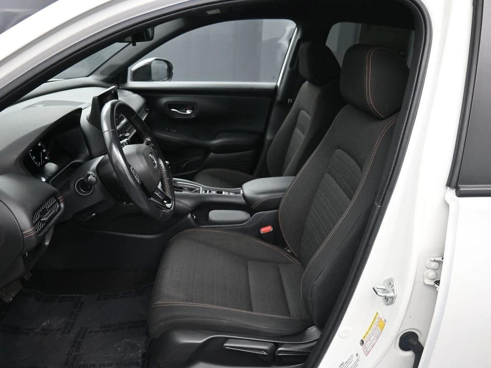 2023 Honda HR-V 3rd Gen - Image 18 of 21