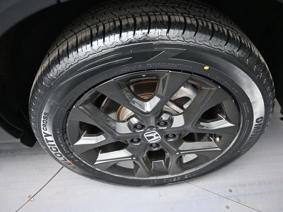 2023 Honda HR-V 3rd Gen - Image 15 of 21