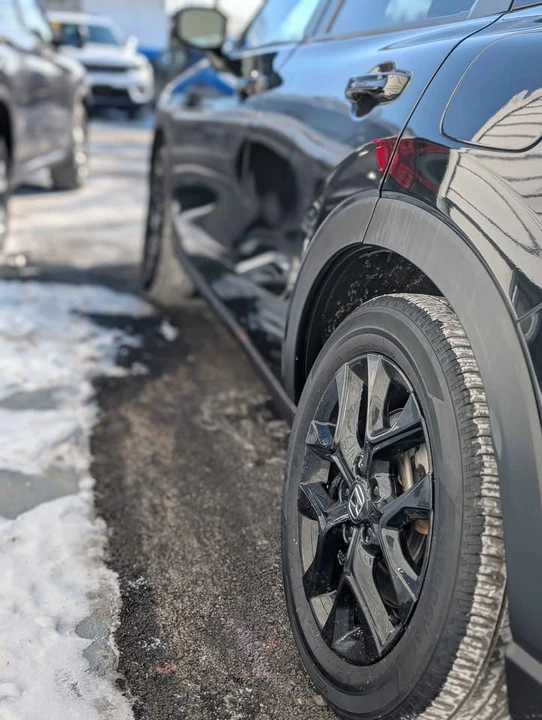 2023 Honda HR-V 3rd Gen - Image 2 of 7