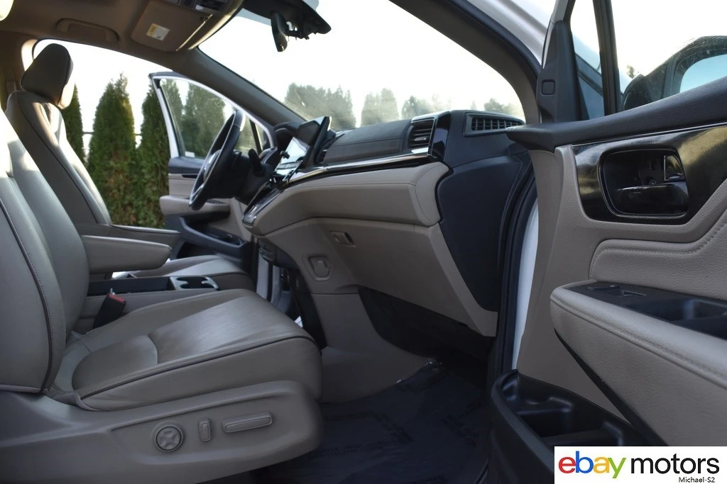2023 Honda Odyssey - Image 18 of 21