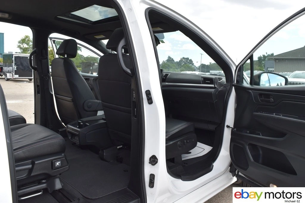 2023 Honda Odyssey - Image 18 of 21