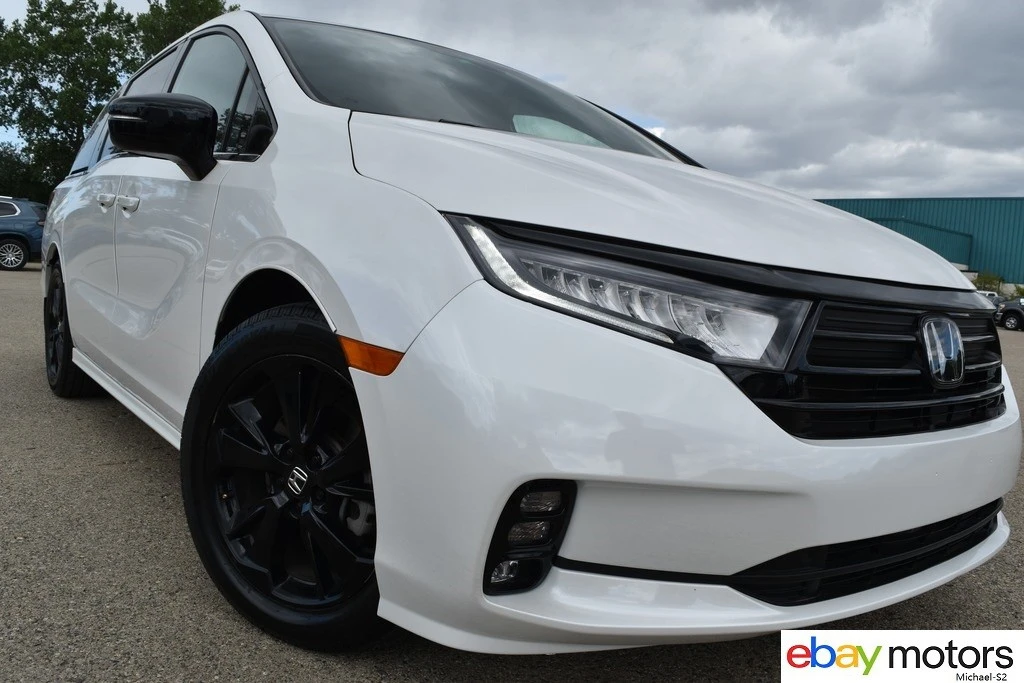 2023 Honda Odyssey - Image 2 of 21