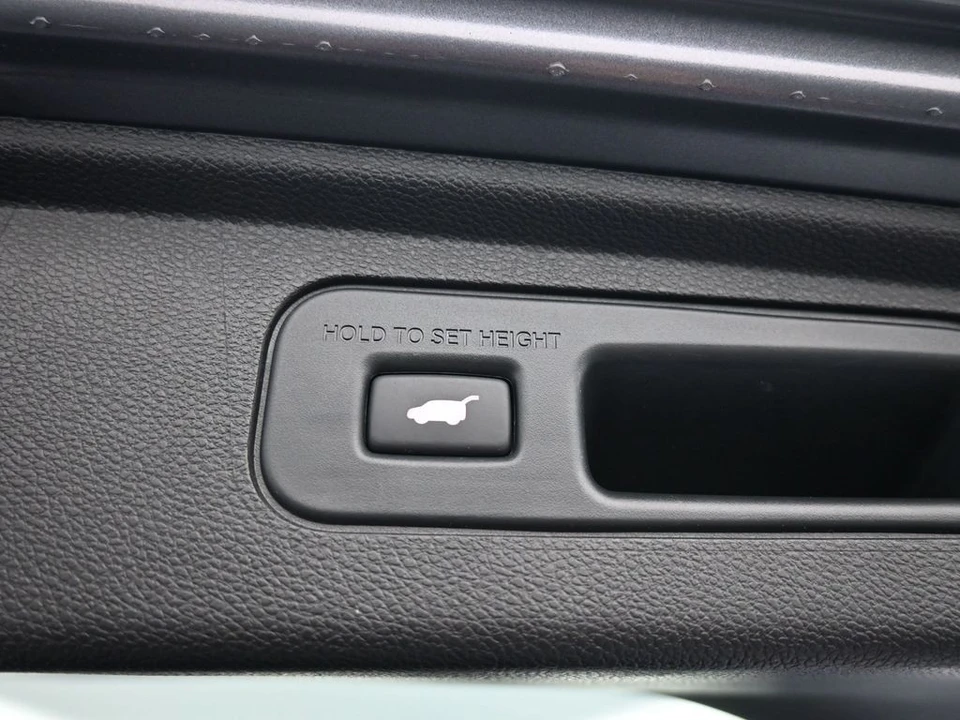 2023 Honda Odyssey - Image 24 of 31