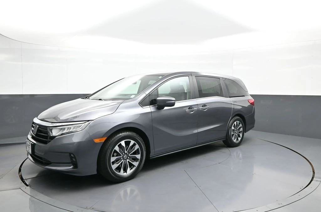 2023 Honda Odyssey - Image 10 of 31