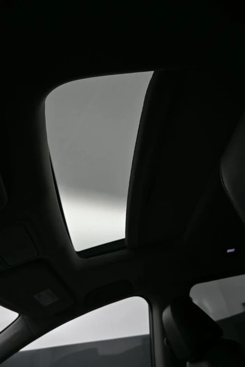 2023 Honda Odyssey - Image 18 of 21