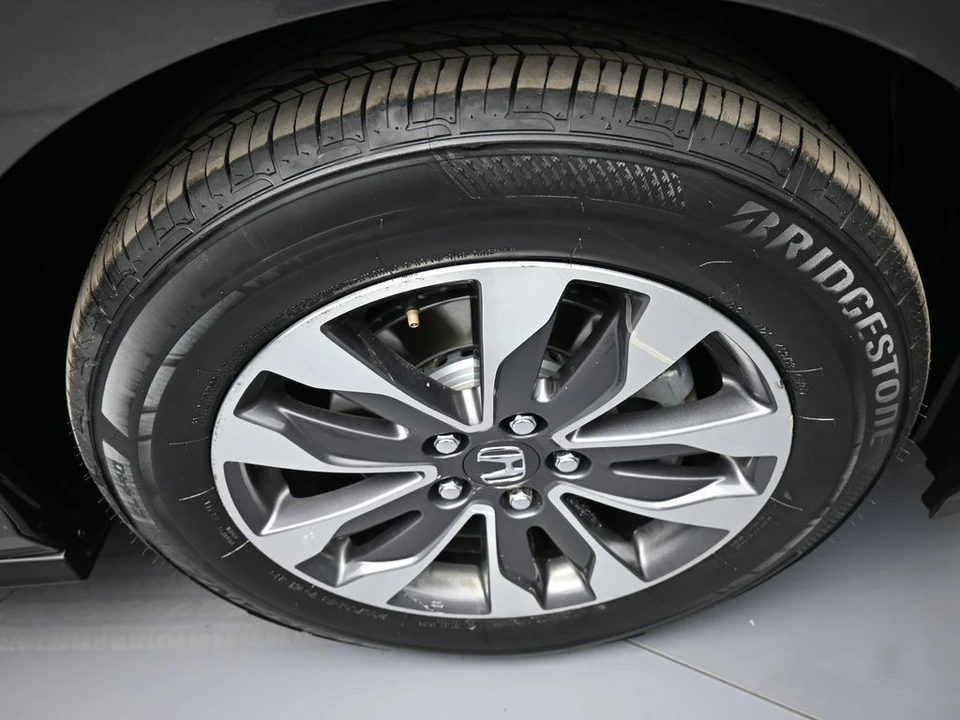 2023 Honda Odyssey - Image 12 of 21