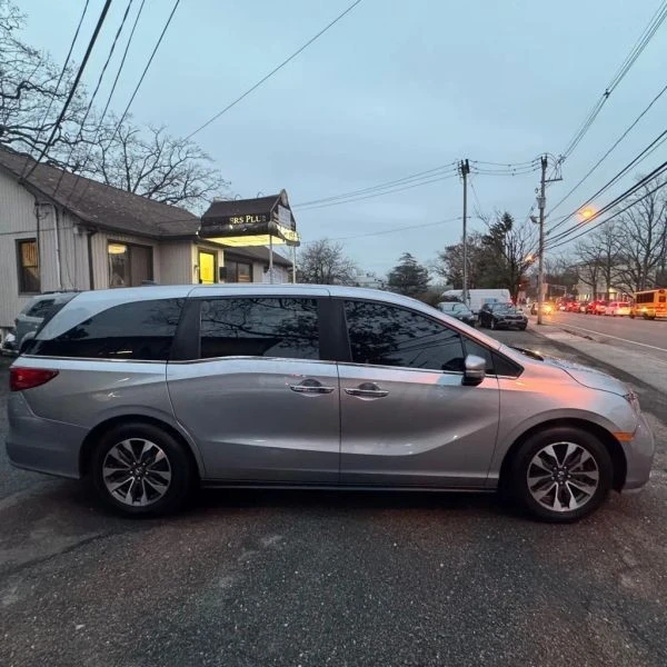 2023 Honda Odyssey - Image 7 of 12
