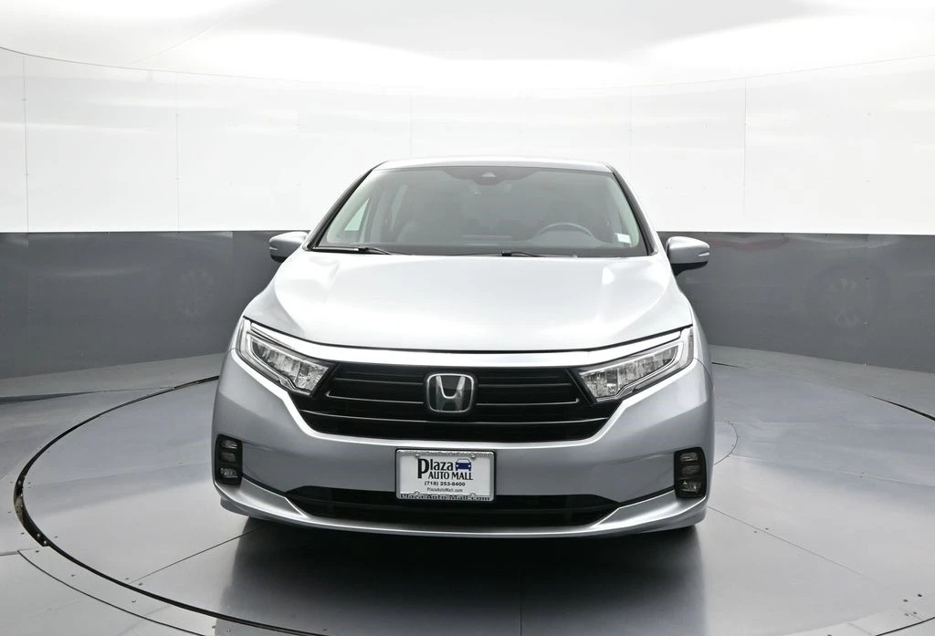 2023 Honda Odyssey - Image 2 of 12