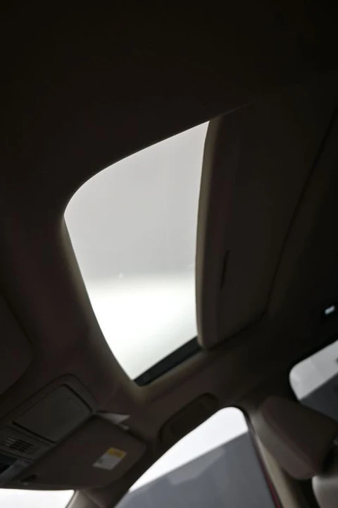 2023 Honda Odyssey - Image 18 of 21