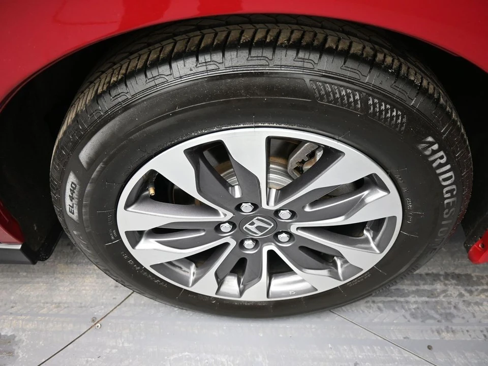 2023 Honda Odyssey - Image 15 of 21