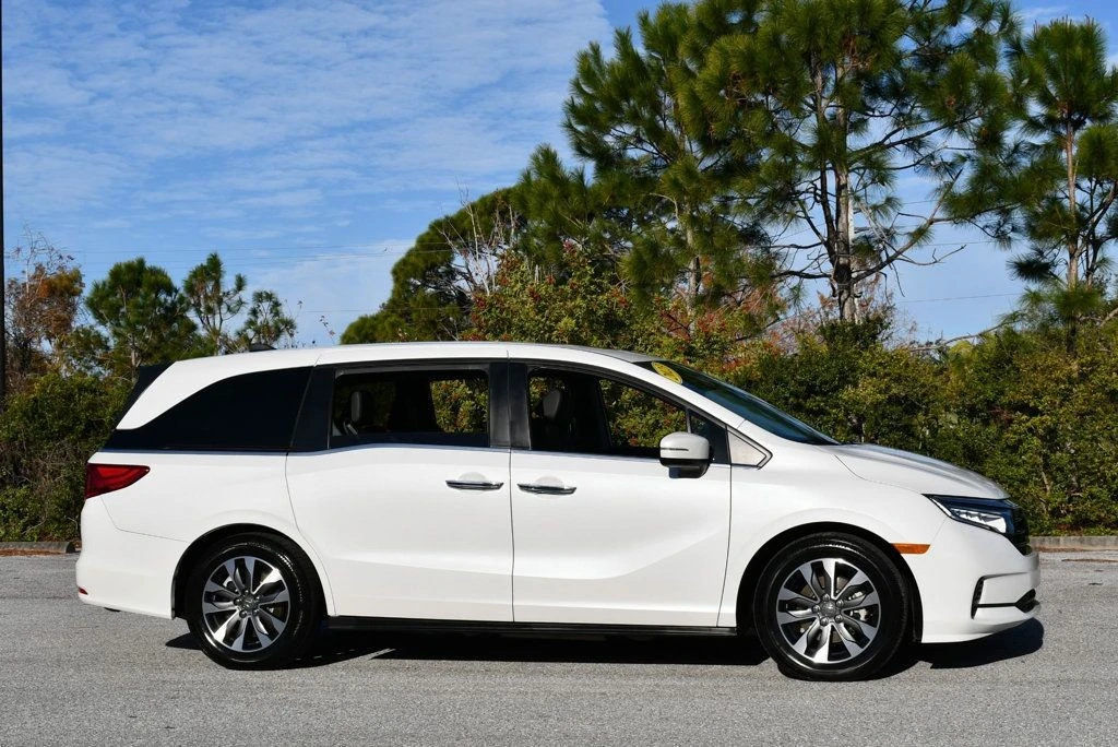 2023 Honda Odyssey - Image 9 of 21