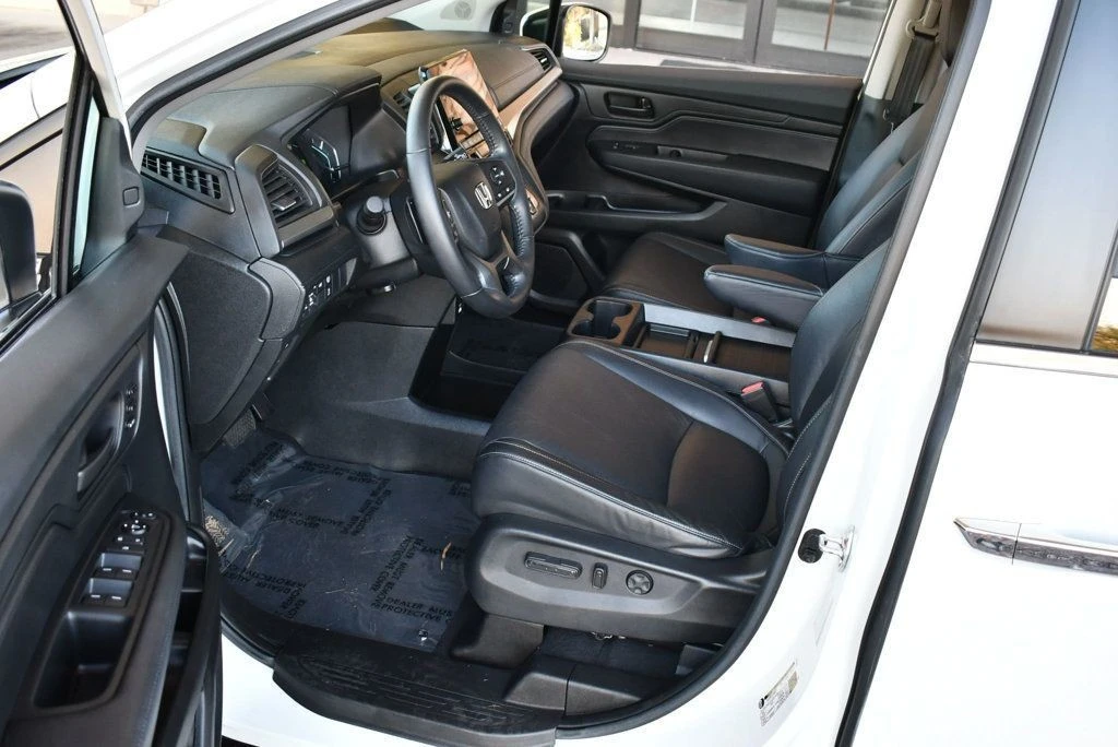 2023 Honda Odyssey - Image 15 of 21