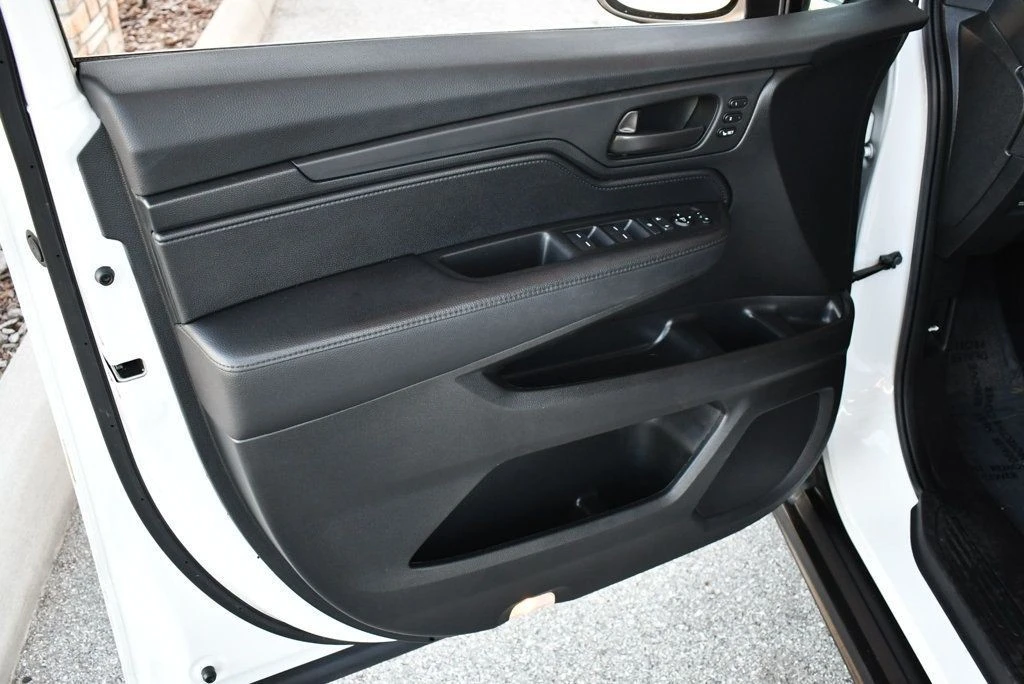2023 Honda Odyssey - Image 12 of 21