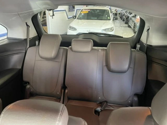 2023 Honda Odyssey - Image 19 of 30
