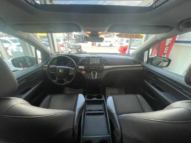 2023 Honda Odyssey - Image 20 of 30