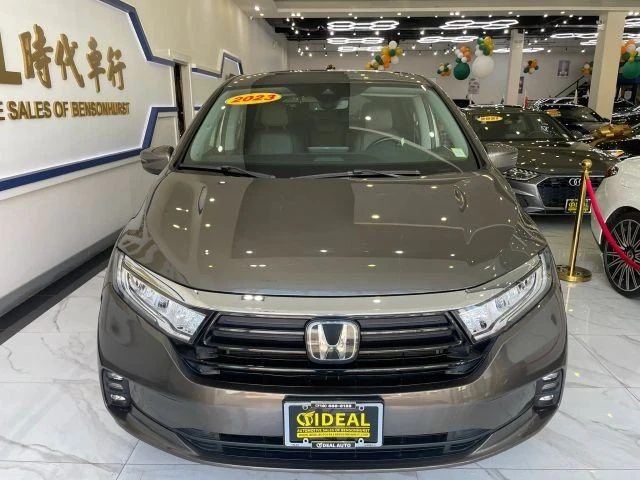 2023 Honda Odyssey - Image 2 of 30