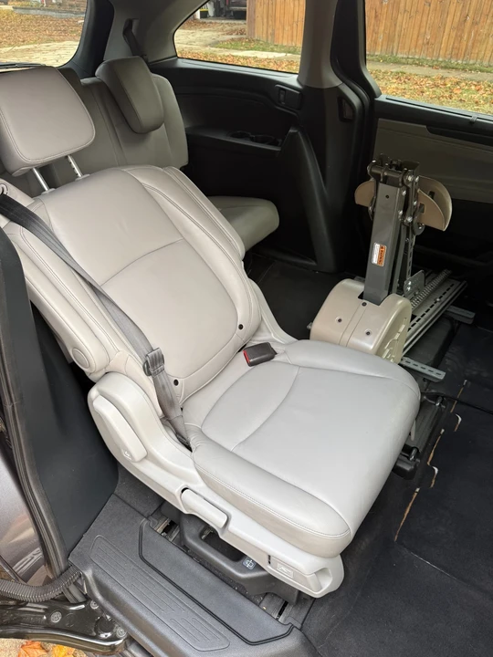 2023 Honda Odyssey - Image 12 of 21