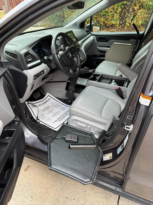 2023 Honda Odyssey - Image 17 of 21