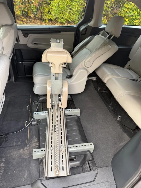 2023 Honda Odyssey - Image 11 of 21