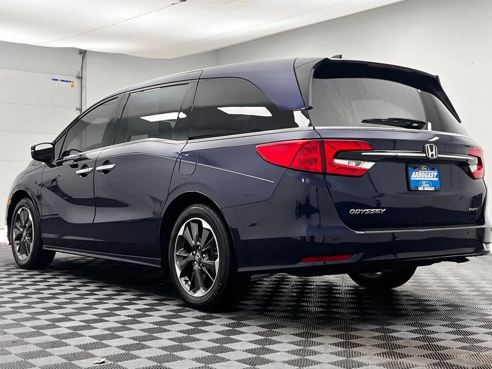 2023 Honda Odyssey - Image 11 of 12