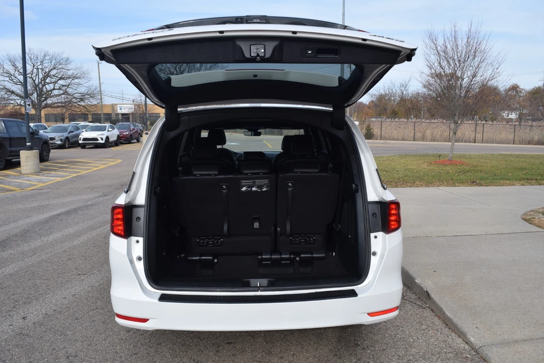 2023 Honda Odyssey - Image 19 of 19