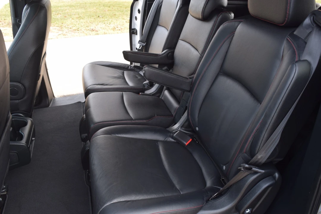 2023 Honda Odyssey - Image 14 of 19