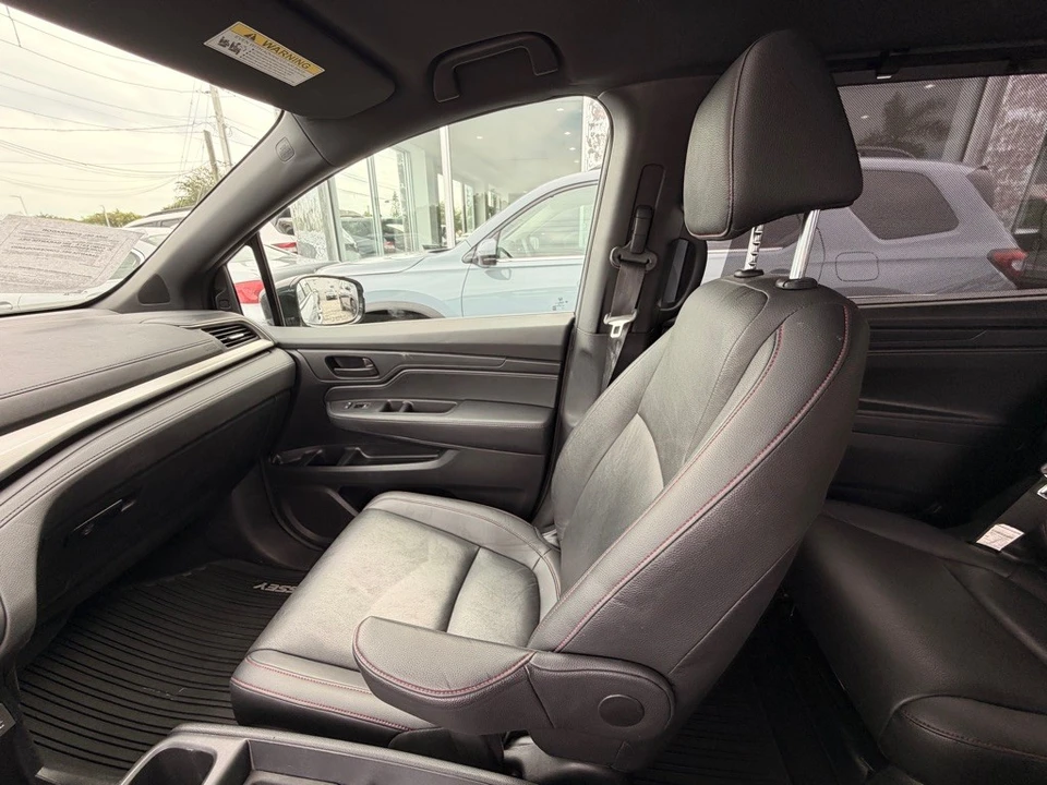 2023 Honda Odyssey - Image 20 of 21